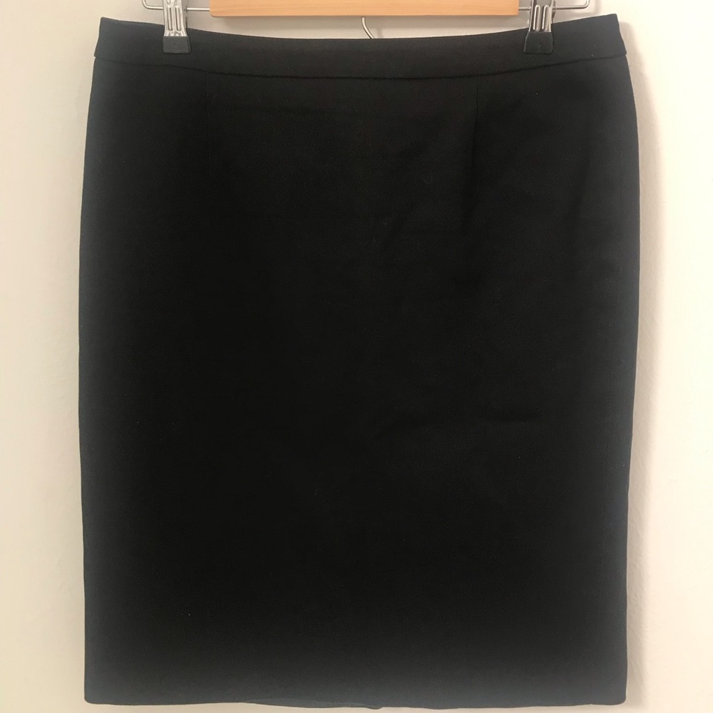 Black pencil skirt